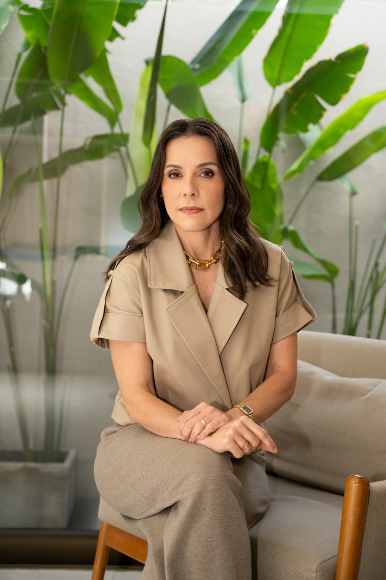 Dra. Helen Daniel na recepção da clínica, em Teresina